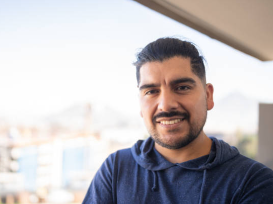<em>Carlos Gonzalez.</em>